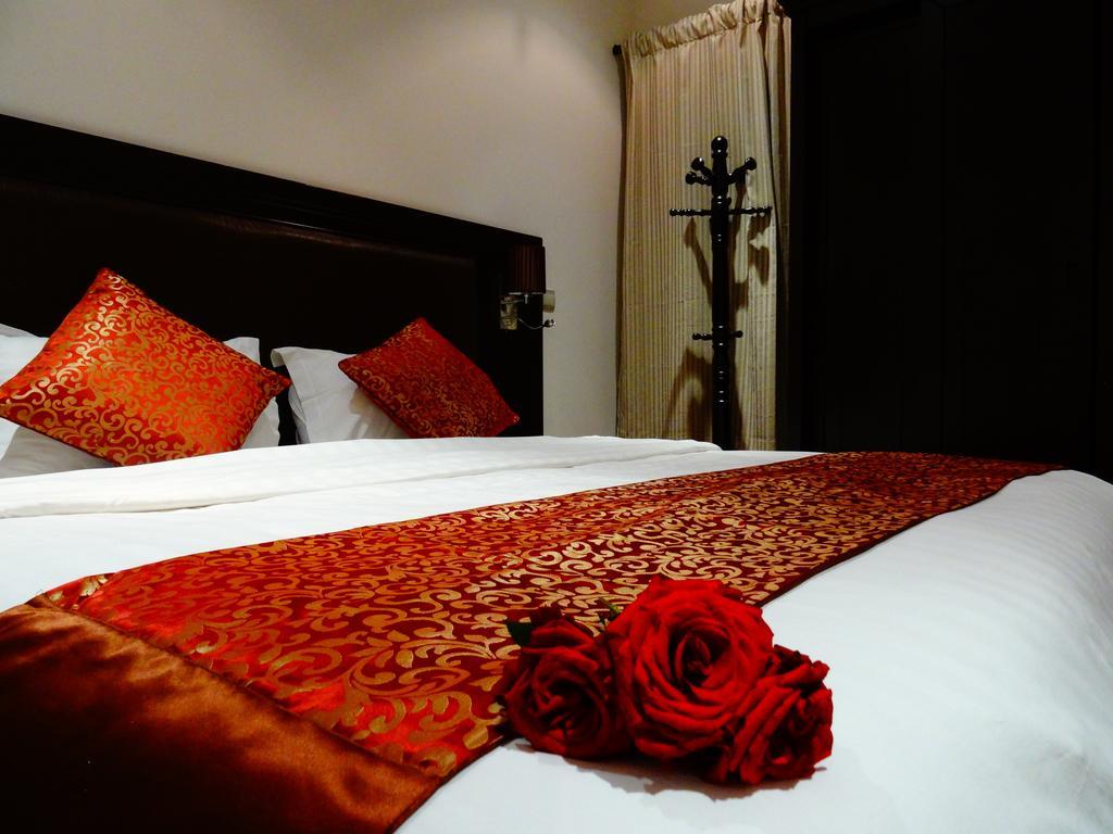 Aparthotel Samaya 4*